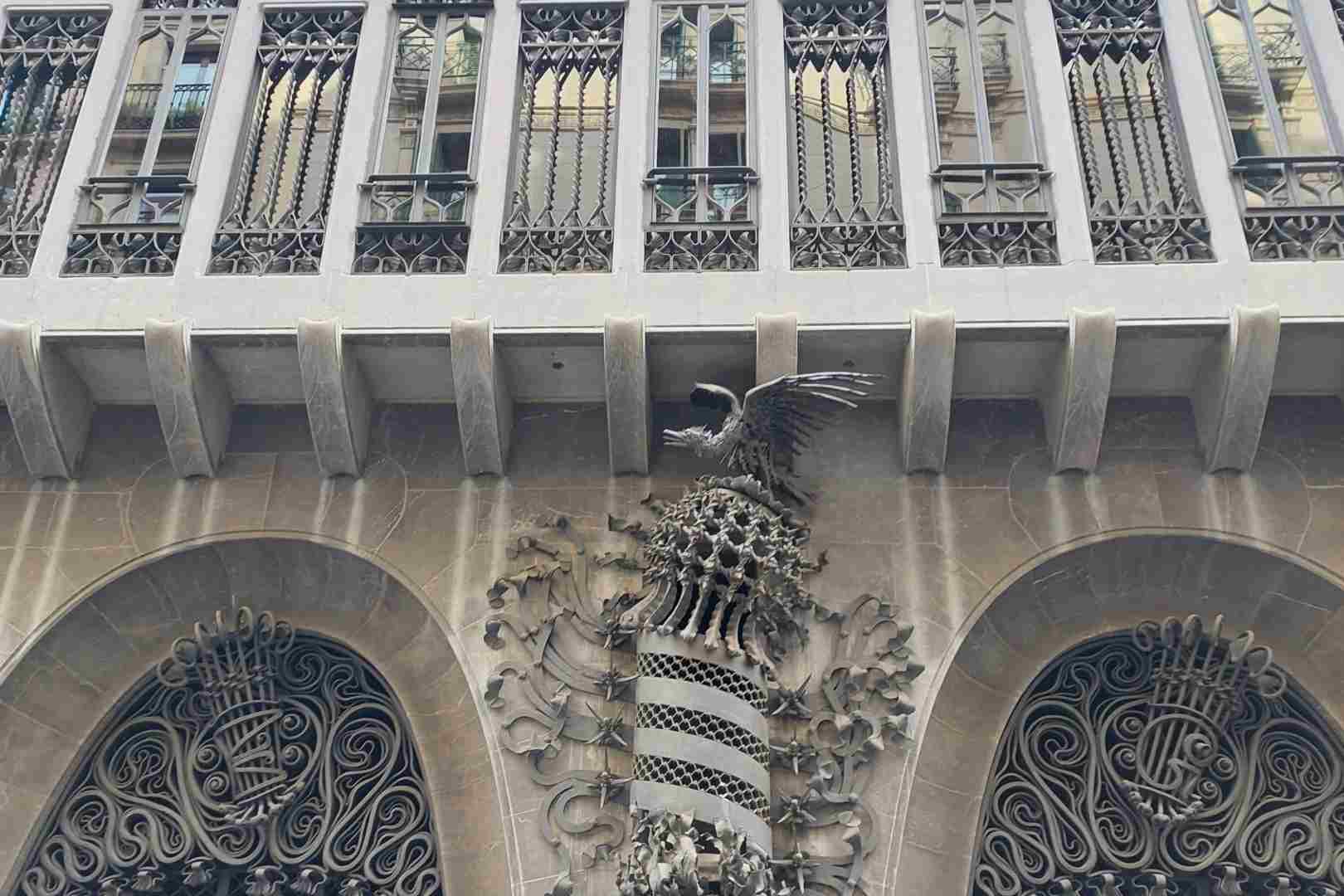 Gaudí Bellesguard lamp