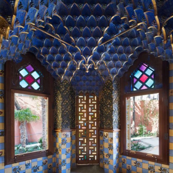 Gaudí Casa Vicens blue room