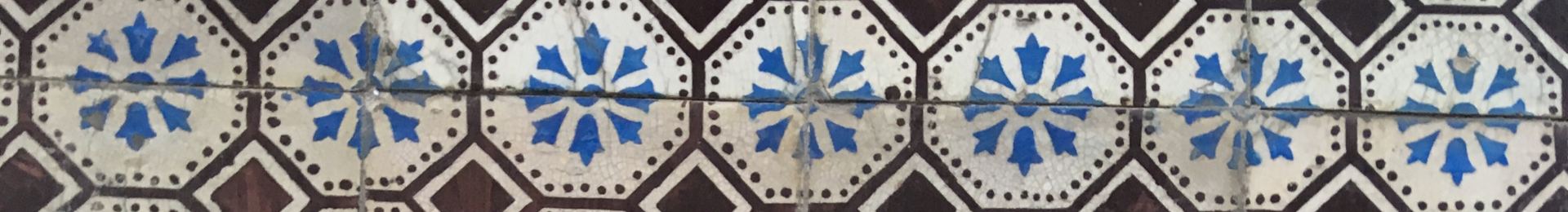 Old portuguese tiles using blue, black and white as colours