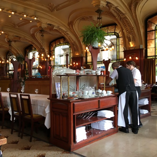Brasserie in stile Art Nouveau L'Excelsior ristorante, Nancy, Meurthe-et-Moselle, Lorena, Francia.
